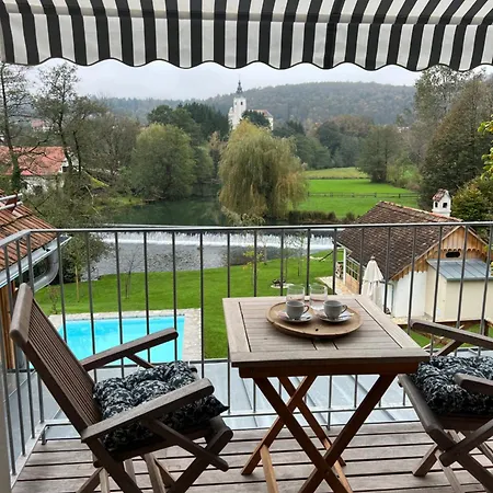 Pavi River Estate Krka Znojile pri Krki